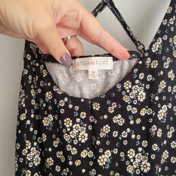 🟣Floral romper - Picture 5 of 6